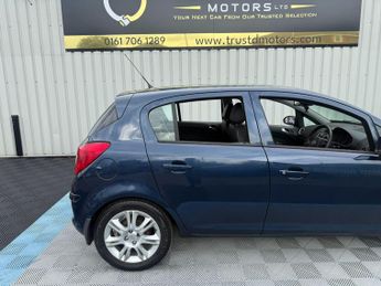Vauxhall Corsa 1.4i 16v SE 5dr (a/c)