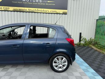 Vauxhall Corsa 1.4i 16v SE 5dr (a/c)