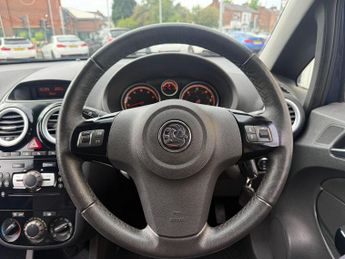 Vauxhall Corsa 1.4i 16v SE 5dr (a/c)