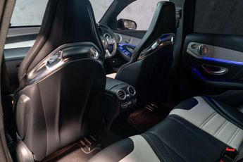 Mercedes-Benz GLC 4.0 GLC63 V8 BiTurbo AMG S (Premium Plus) Coupe SpdS MCT 4MATIC+