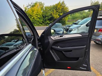 Mercedes-Benz GLE 2.1 GLE250d AMG Line (Premium) G-Tronic 4MATIC Euro 6 (s/s) 5dr