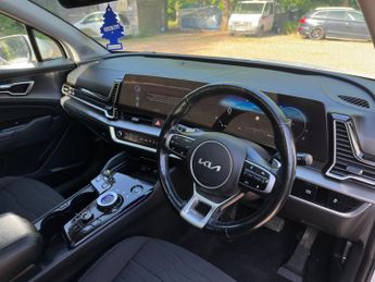 Kia Sportage 1.6 T-GDi MHEV 4 DCT AWD Euro 6 (s/s) 5dr