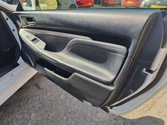 Lexus RC 2.5 300h F Sport CVT Euro 6 (s/s) 2dr