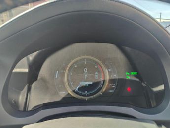 Lexus RC 2.5 300h F Sport CVT Euro 6 (s/s) 2dr