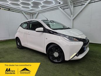 Toyota AYGO 1.0 VVT-i x-pression Euro 5 5dr Euro 5