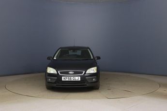Ford Focus 1.6 Ghia 5dr
