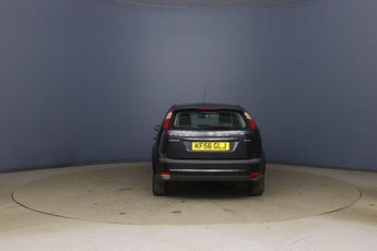 Ford Focus 1.6 Ghia 5dr