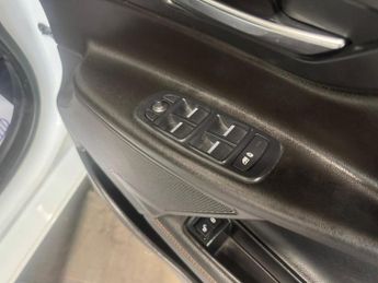 Jaguar XE 2.0d Prestige Auto Euro 6 (s/s) 4dr