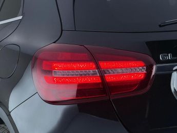 Mercedes-Benz GLA 1.6 GLA200 AMG Line Edition 7G-DCT Euro 6 (s/s) 5dr