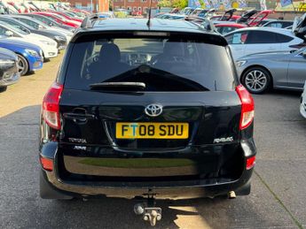Toyota RAV4 2.0 XT-R SUV 5dr Petrol Automatic 4WD (212 g/km, 150 bhp)