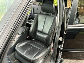 Mercedes-Benz M Class 5.4 ML55 AMG 5dr