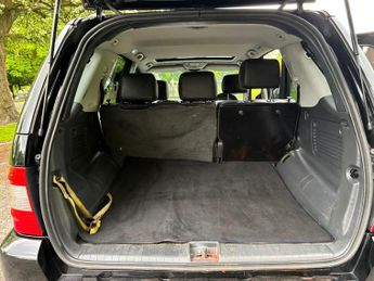Mercedes-Benz M Class 5.4 ML55 AMG 5dr