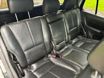 Mercedes-Benz M Class 5.4 ML55 AMG 5dr