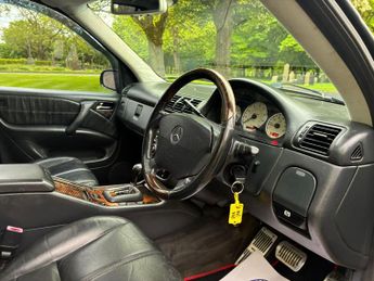 Mercedes-Benz M Class 5.4 ML55 AMG 5dr