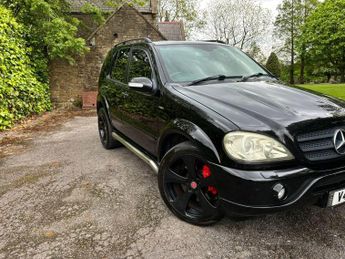 Mercedes-Benz M Class 5.4 ML55 AMG 5dr