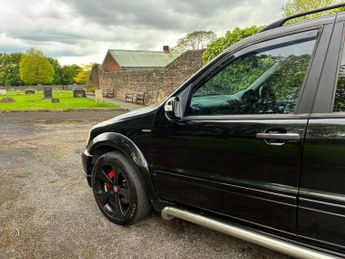 Mercedes-Benz M Class 5.4 ML55 AMG 5dr