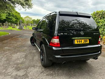 Mercedes-Benz M Class 5.4 ML55 AMG 5dr