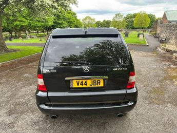 Mercedes-Benz M Class 5.4 ML55 AMG 5dr