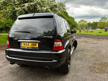 Mercedes-Benz M Class 5.4 ML55 AMG 5dr