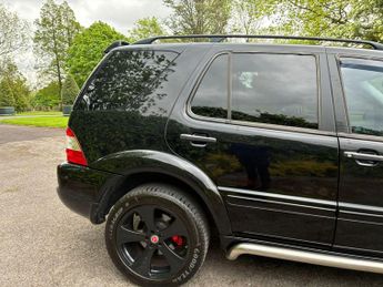 Mercedes-Benz M Class 5.4 ML55 AMG 5dr