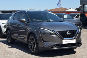 Nissan Qashqai 1.3 DiG-T 140 BHP Tekna 5dr