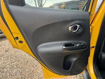 Nissan Juke 1.6 Tekna XTRON Euro 6 5dr
