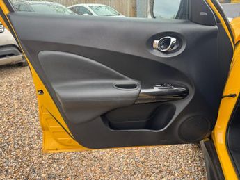 Nissan Juke 1.6 Tekna XTRON Euro 6 5dr