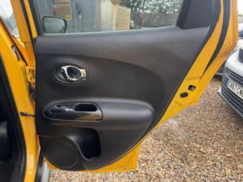 Nissan Juke 1.6 Tekna XTRON Euro 6 5dr