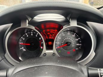 Nissan Juke 1.6 Tekna XTRON Euro 6 5dr