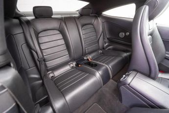 Mercedes-Benz C Class 2.0 C200 AMG Line (Premium Plus) Coupe 2dr Petrol G-Tronic+ 4MAT