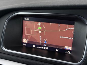 Volvo V40 2.0 D3 R-Design Nav Plus Auto Euro 6 (s/s) 5dr