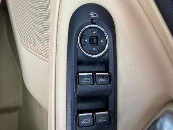 Ford Galaxy 2.0T EcoBoost Titanium Powershift Euro 5 5dr