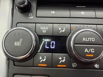 Land Rover Range Rover Evoque 2.2 SD4 Dynamic Auto 4WD Euro 5 (s/s) 5dr