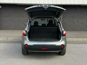 Nissan Qashqai+2 2.0 Tekna CVT 4WD Euro 5 5dr (AVM)