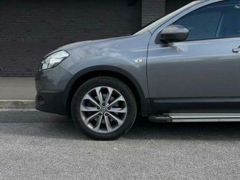 Nissan Qashqai+2 2.0 Tekna CVT 4WD Euro 5 5dr (AVM)