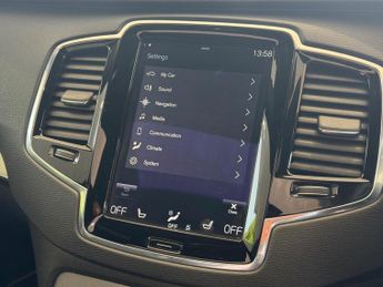 Volvo XC90 2.0h T8 Twin Engine 10.4kWh R-Design Pro Auto 4WD Euro 6 (s/s) 5