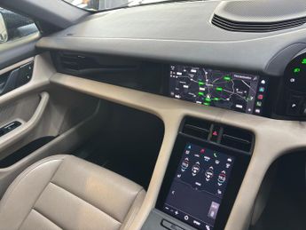 Porsche Taycan Performance Plus 93.4kWh Auto RWD 4dr (11kW Charger)