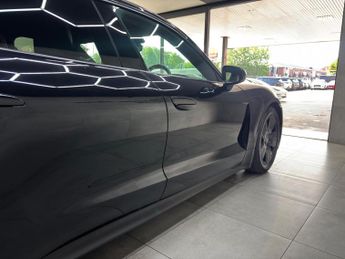 Porsche Taycan Performance Plus 93.4kWh Auto RWD 4dr (11kW Charger)