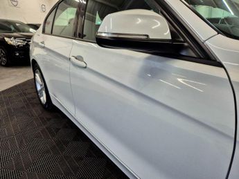 BMW 3 Series 2.0 318d Sport Euro 5 (s/s) 4dr