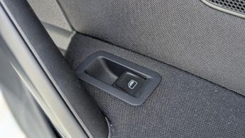 Volkswagen Golf 1.2 TSI BlueMotion Tech S DSG Euro 5 (s/s) 5dr