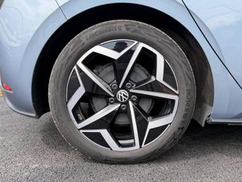 Volkswagen ID.3 Pro Performance 58kWh Business Auto 5dr