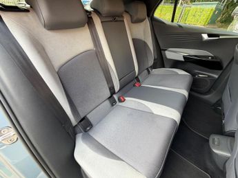 Volkswagen ID.3 Pro Performance 58kWh Business Auto 5dr