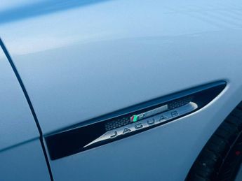 Jaguar XE 2.0d R-Sport Auto AWD Euro 6 (s/s) 4dr