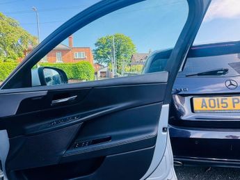 Jaguar XE 2.0d R-Sport Auto AWD Euro 6 (s/s) 4dr