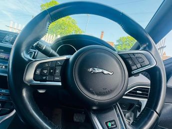 Jaguar XE 2.0d R-Sport Auto AWD Euro 6 (s/s) 4dr