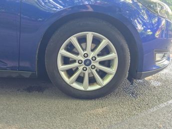 Ford Focus 1.6 TDCi Titanium Euro 5 (s/s) 5dr