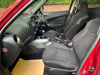 Nissan Juke 1.6 Acenta Premium Euro 5 (s/s) 5dr