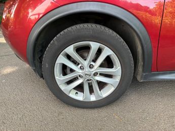 Nissan Juke 1.6 Acenta Premium Euro 5 (s/s) 5dr