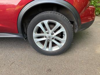 Nissan Juke 1.6 Acenta Premium Euro 5 (s/s) 5dr