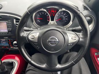 Nissan Juke 1.6 Acenta Premium Euro 5 (s/s) 5dr
